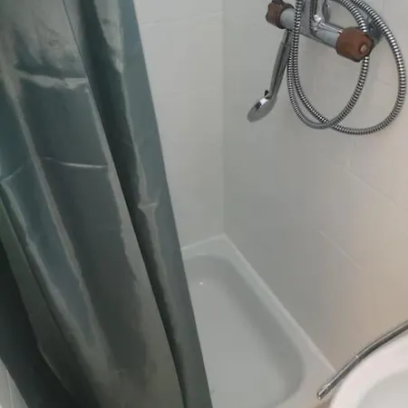 Im Herzen Von Mit Pool Und Tg Apartment