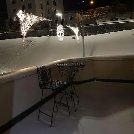 Apartment Im Herzen Von Mit Pool Und Tg